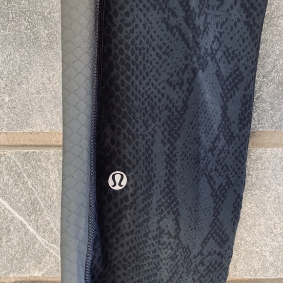 Lulu Light Speed Tights - Desert Snake, highly Reflective, size 10 - Picture 2 of 5